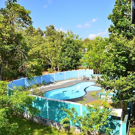 The Lion Rock Hotel Сигирия Екстериор снимка